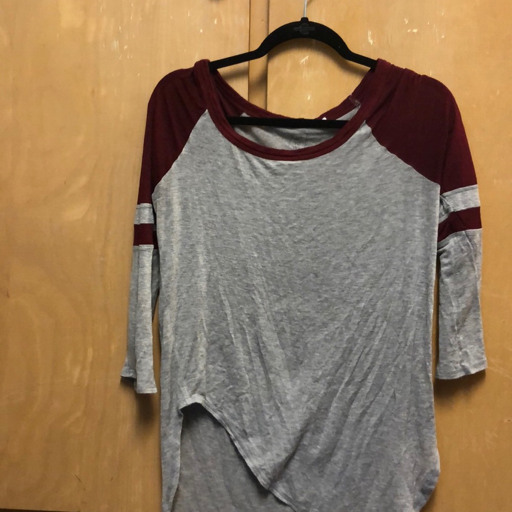 Grey and maroon 3/4 sleeve